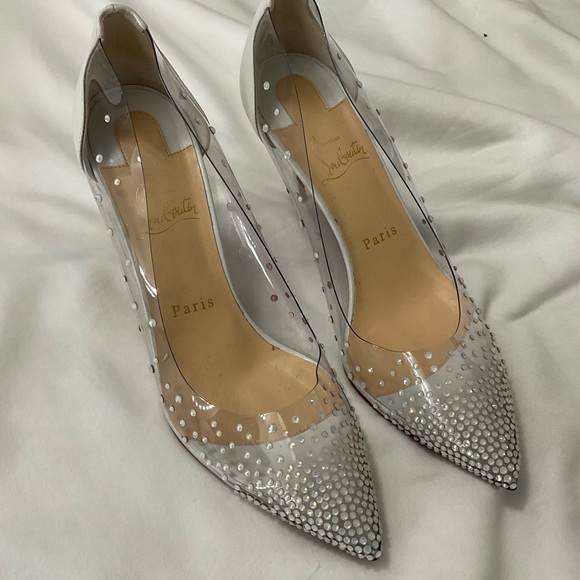 CHRISTIAN LOUBOUTIN Degrastrass Embellished PVC-Leather Pumps 85 - Picture 5 of 8